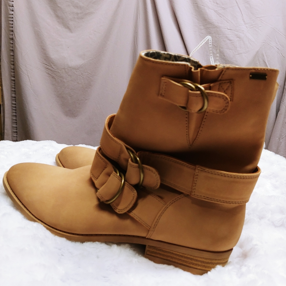 Roxy Booties - Picture 4 of 4